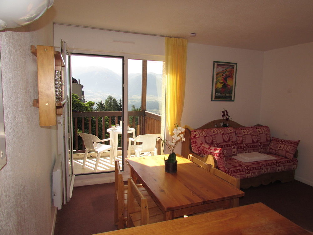 Les Balcons Du Soleil Font-Romeu-Odeillo-Via Exterior foto